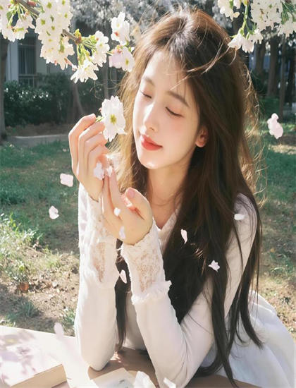 文化分析：《朋友的妈妈》中的声音的立体声效与空间感 认识艺术的文化教育功能